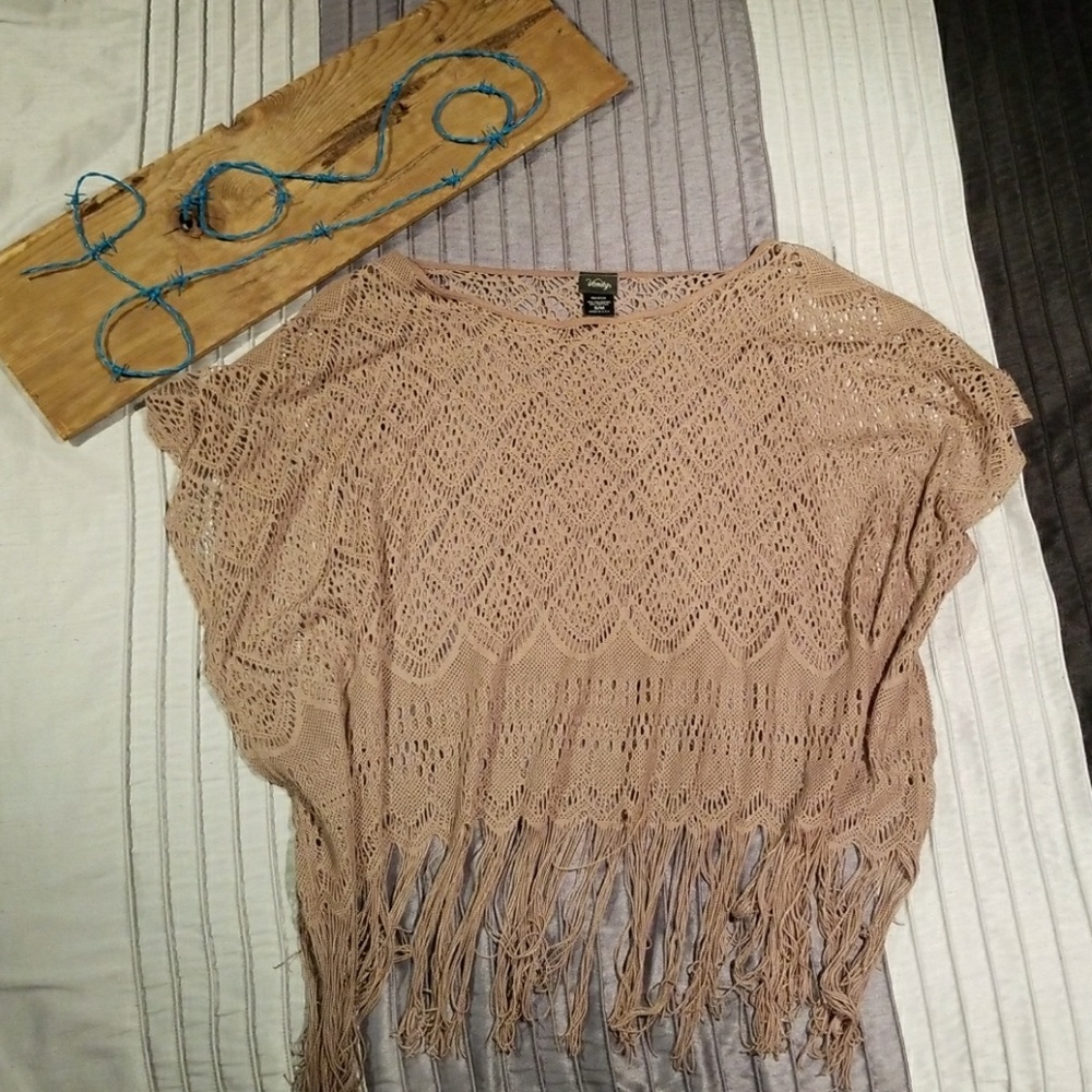 NEW Vanity Cropped Crochet Top